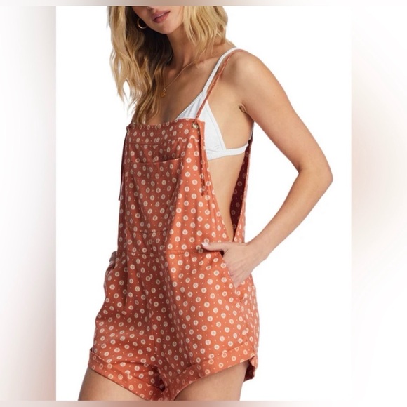 Billabong Wild Pursuit Overalls Women Small Orange Daisy Romper Boho Cottagecore - Picture 2 of 6